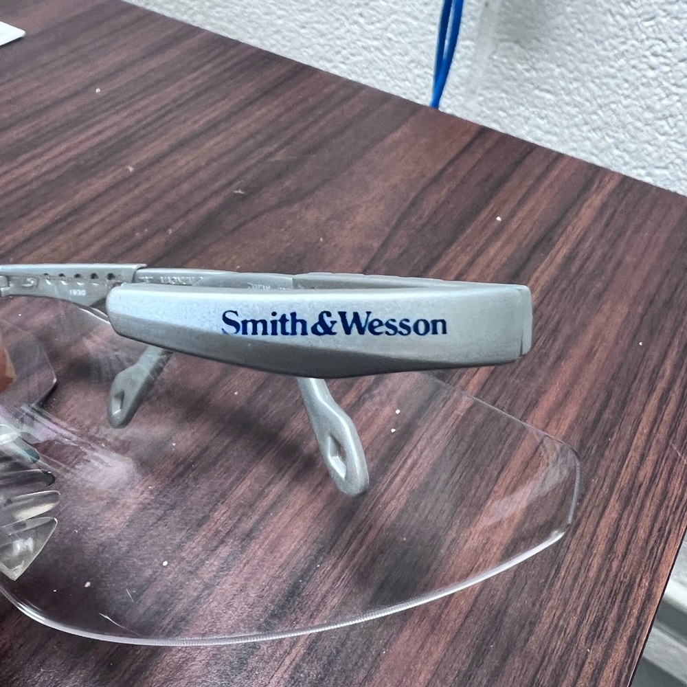 SMITH & WESSON Safety Gray Clear Lens Protective Glasses GUC - Picture 2 of 7